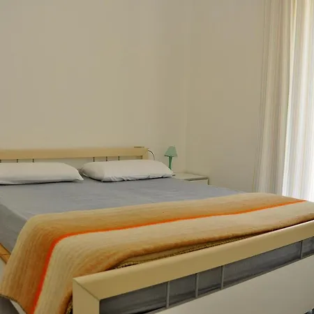 Tucano Διαμέρισμα